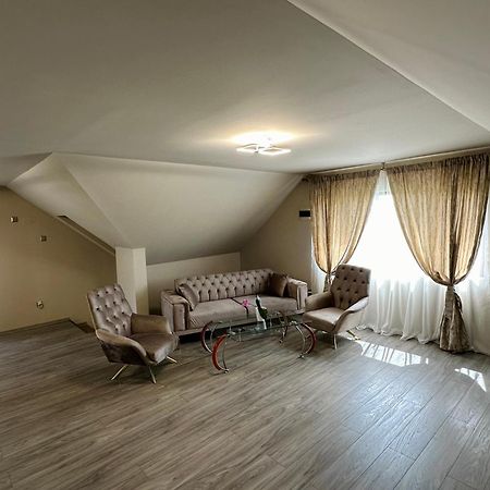 Вілла Casa Cristina Тузла Екстер'єр фото